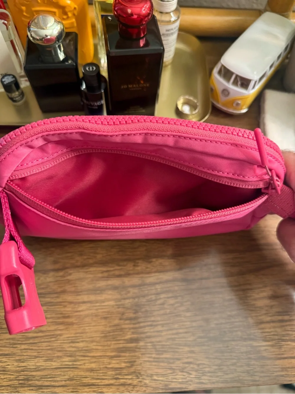 Lululemon belt bag/pouch (hot pink)